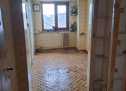 Vand apartament 4 camere