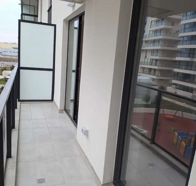 2 apartamente de vanzare