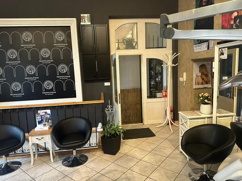 Spațiu comercial, ultracentral 125 mp – Oradea, Piața Unirii. 309 00 E