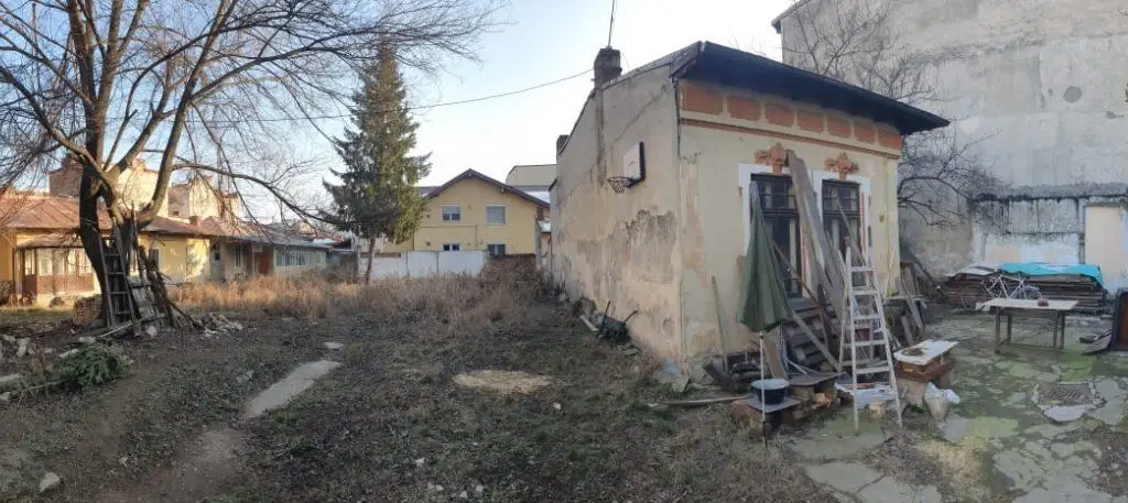Vand 2case parter şi teren 985mp sau parteneriat construire zona Foişorul de Foc