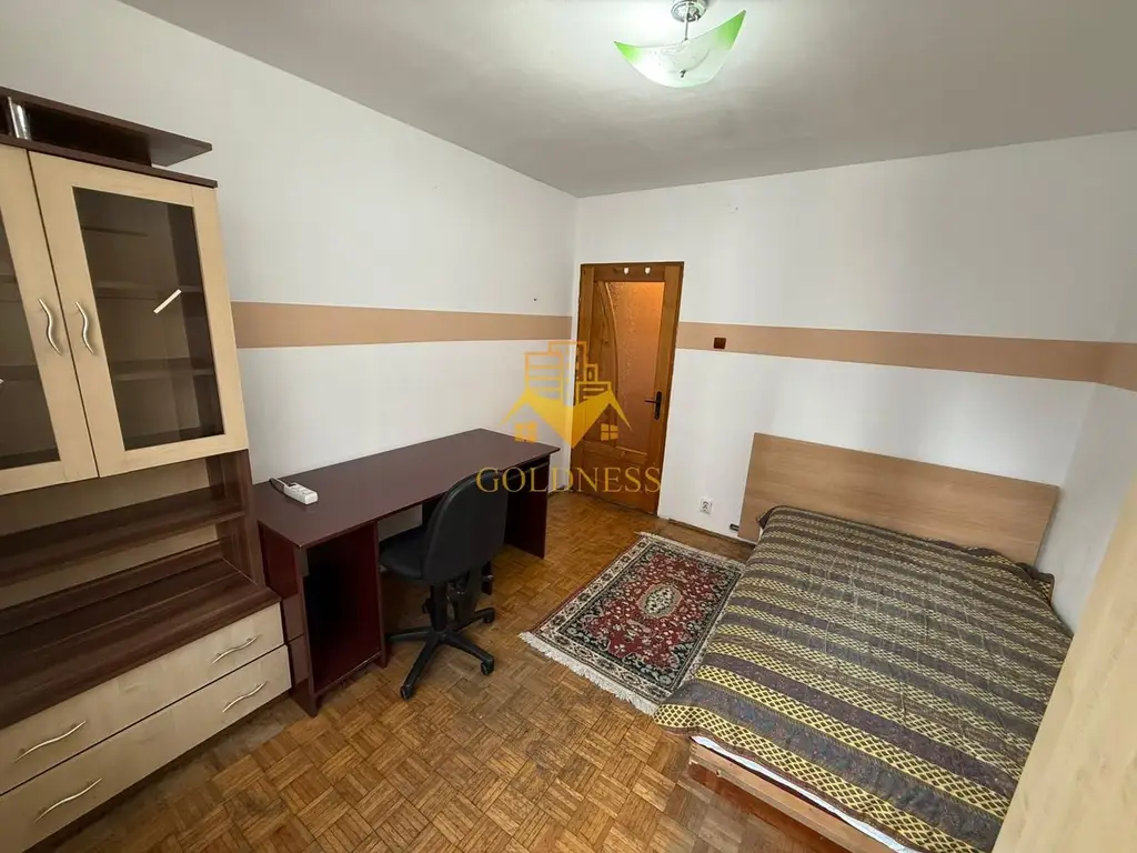 3 camere decomandate, balcon, Centru Piata Abator, Parcul Feroviarilor