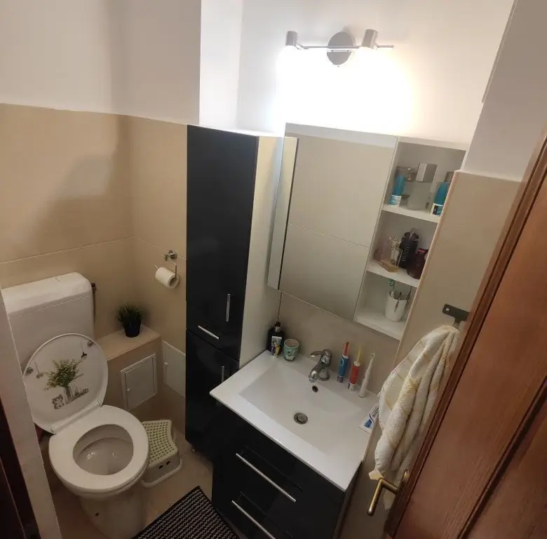 Apartament 3 camere Baneasa renovat mobilat 2 locuri parcare