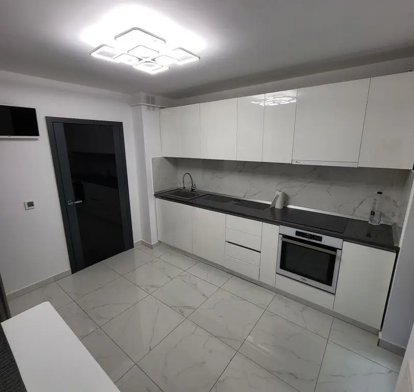 Vand apt. 2 cam. Soseaua Arcu tip vilă billa gara.