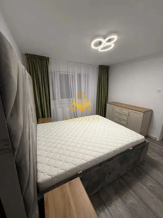 2 camere decomandate, Modern, Zona Parang Manastur