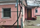 Se oferă spre vânzare casă 3 camere individuală la curte zona Salaj