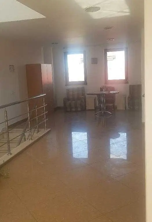 Proprietar inchiriez Vila P+2,din 2012,suprafata 345 mp, DAMAROAIA,S1