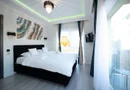 3 camere, Premium, bloc nou, parcare, Intre Lacuri, Dunarii Zona Iulis