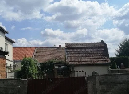 BRASADAS vinde casa in zona Titulescu.