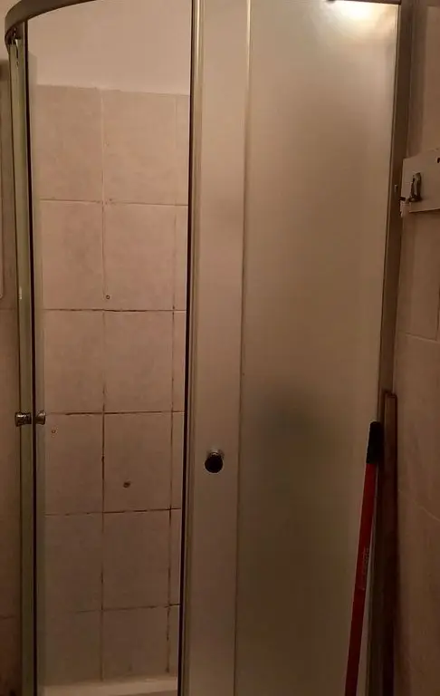 BRASADAS vinde ap 1 cam etaj 3/4 Soarelui.