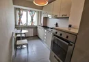BRASADAS închiriază ap cam etaj 6/8 Bd. UNIRII.