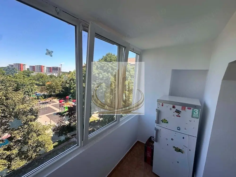 Apartament 2 camere decomandat etajul 3 Lipovei