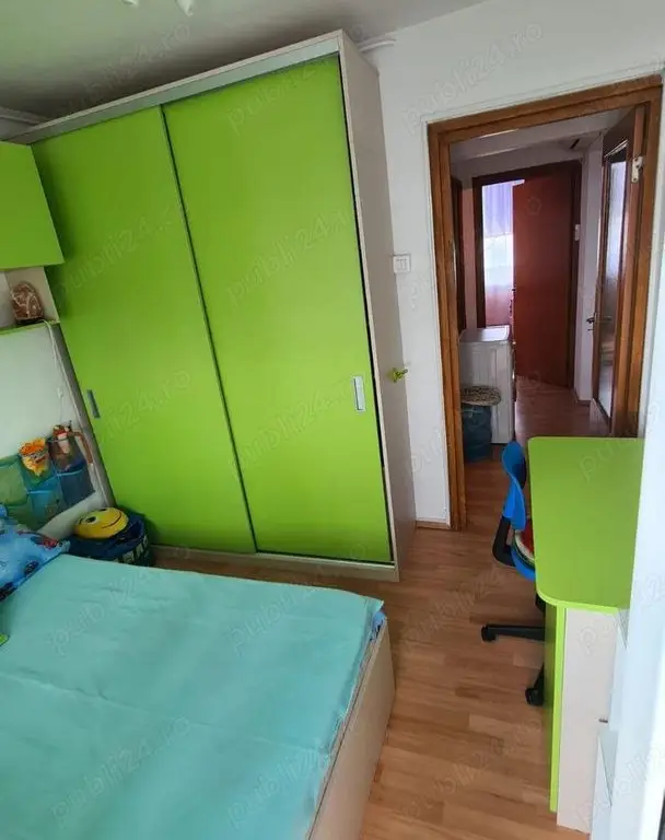 De vânzare Apartament 4 camere