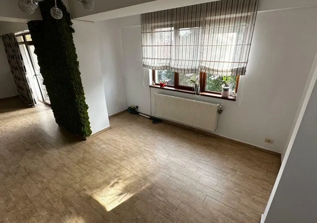 Apartament Damaroaia 3 camere 101 utili parcare subteran+Boxa Direct Proprietar