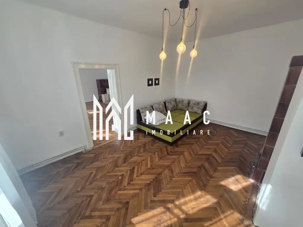 Apartament la casa cu 3 camere si curte Strada Bucegi