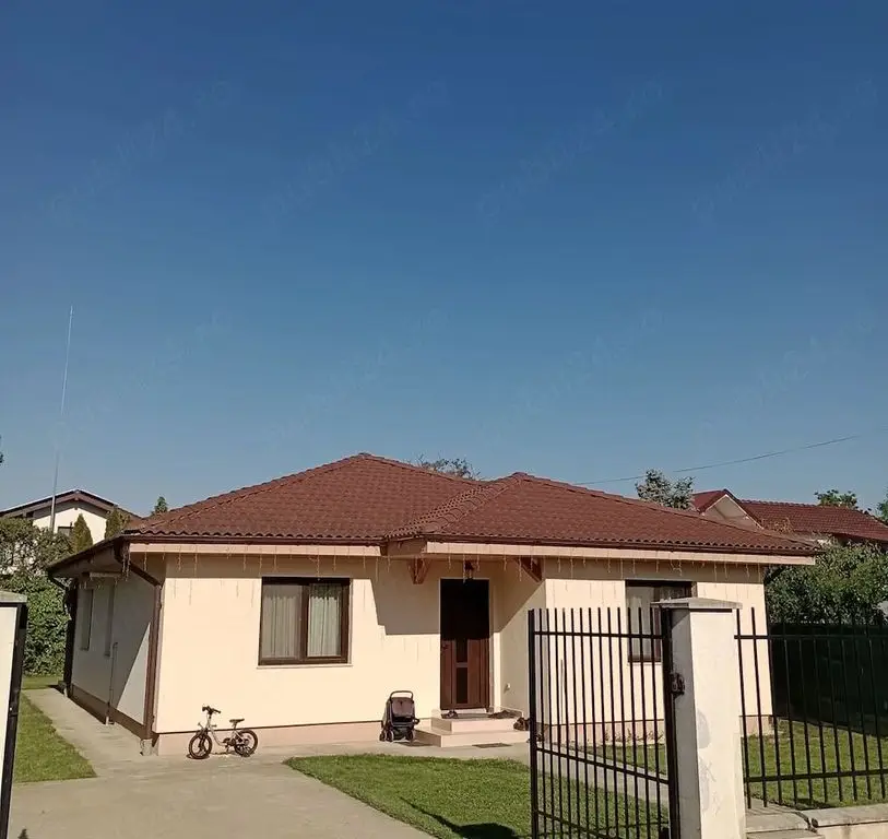BRASADAS vinde casă in zona Bercu Roșu.