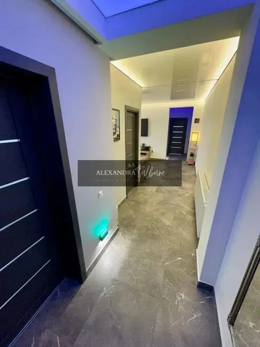 Apartament 3 camere modern l la cheie l Su 64 mp l Parcare