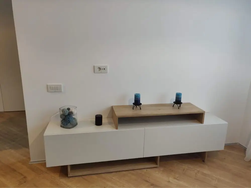 Inchiriez apartament 2 camere in complex 4 City North Pipera