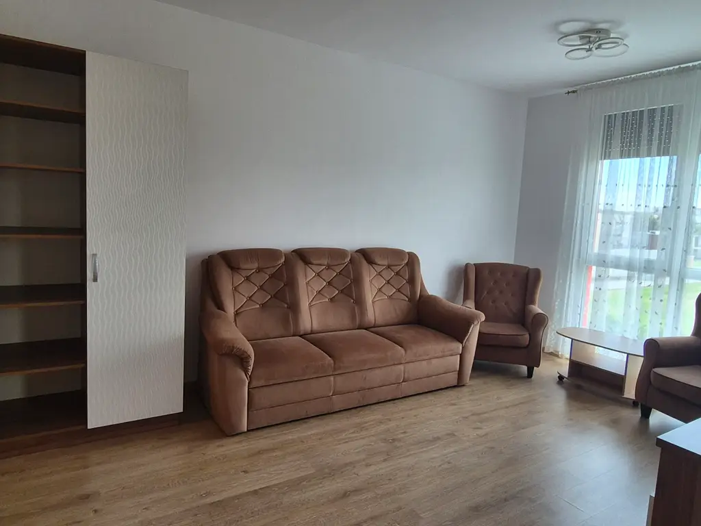 De inchiriat Apartament nou cu 3 camere excelent pozitionat