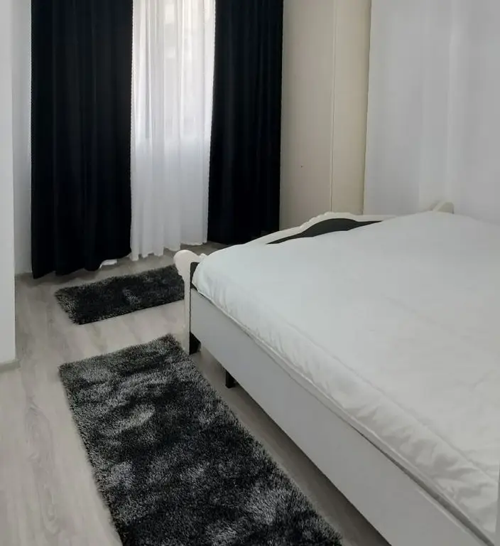 De inchiriat apartament cu 2 camere bloc nou, etaj 2, 550 euro
