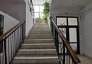 BRASADAS închiriază ap cam etaj 6/8 Bd. UNIRII.
