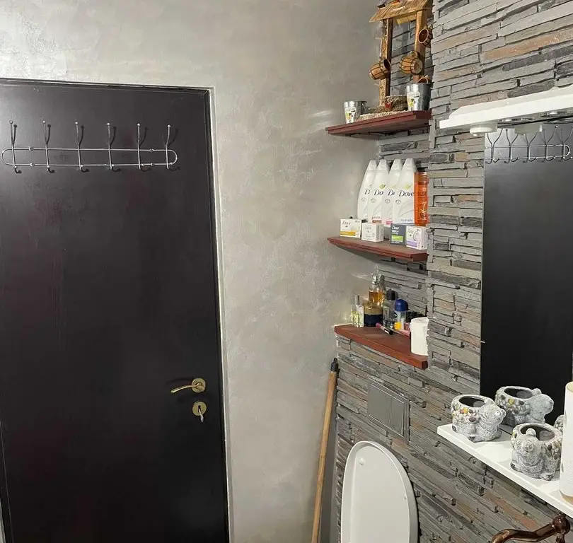 Apartament 2 cam etaj 3/4 in Carpati 1.