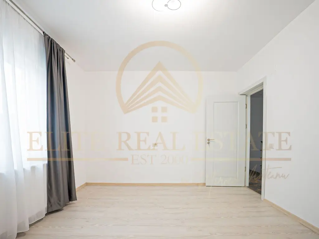 Casă de vânzare în Mamaia Nord – ideală pentru locuit sau investiție
