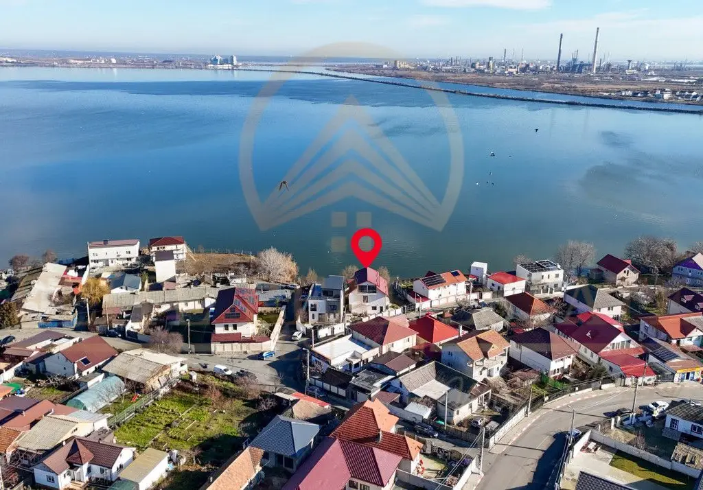 Năvodari - Casă exclusivistă cu ponton privat – Primul rând la lac