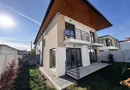 PROPRIETAR Casa Individuala P+1+M Noua la cheie /Doi cocosi Straulesti