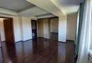 Vînzarea apartament 4 camere