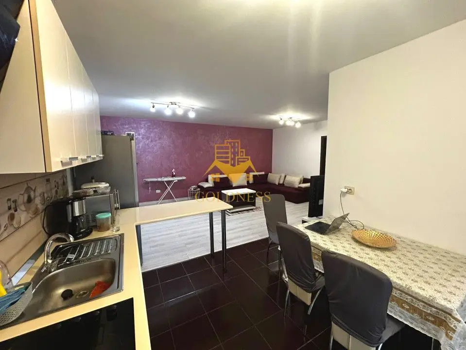 3 camere open space, Parcare, Zona Tineretului, Floresti, Profi