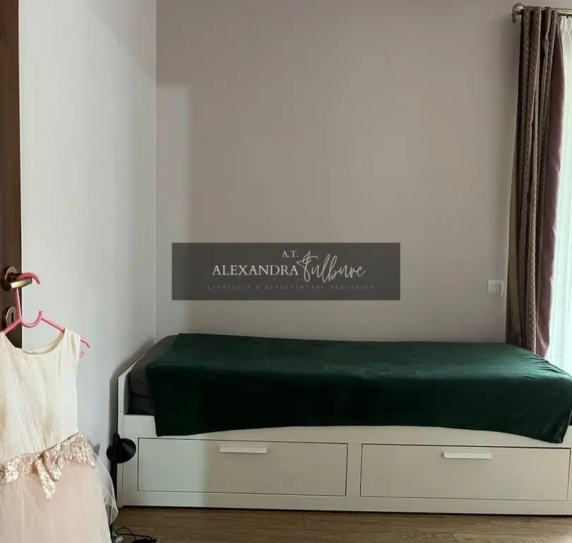 Apartament 3 camere, terasă, balcon închis, parcare