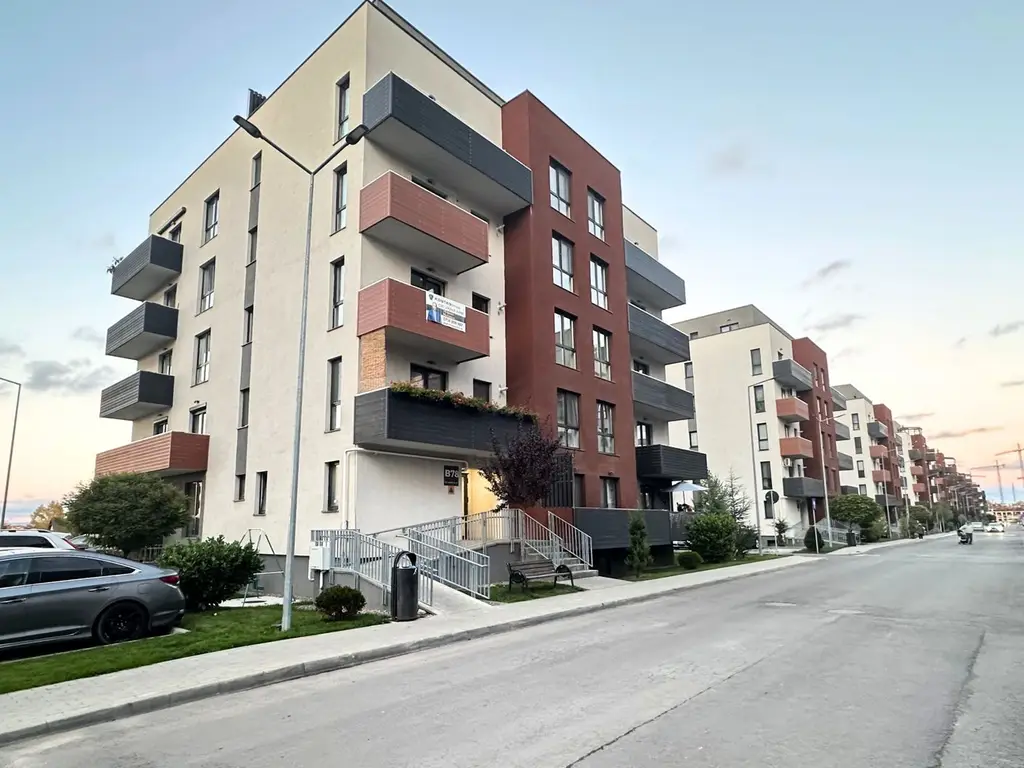 VÂNZARE APARTAMENT 2,5 CAMERE  NOU NELOCUIT