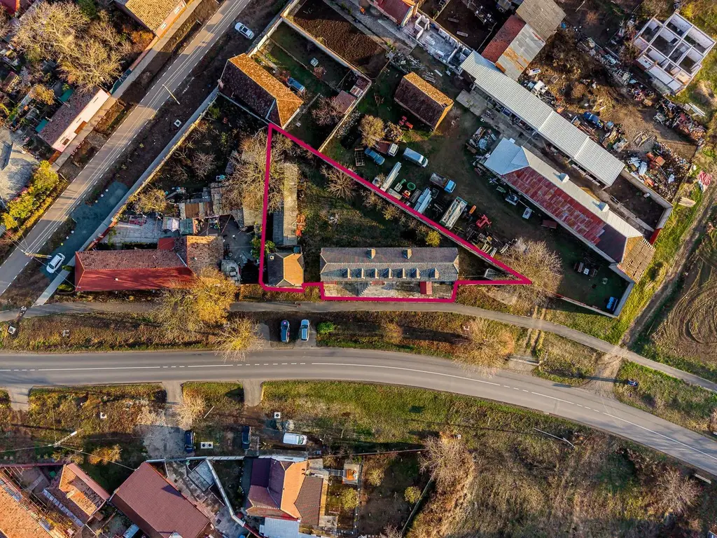 Clădire potrivită pentru proiecte educaționale sau de îngrijire