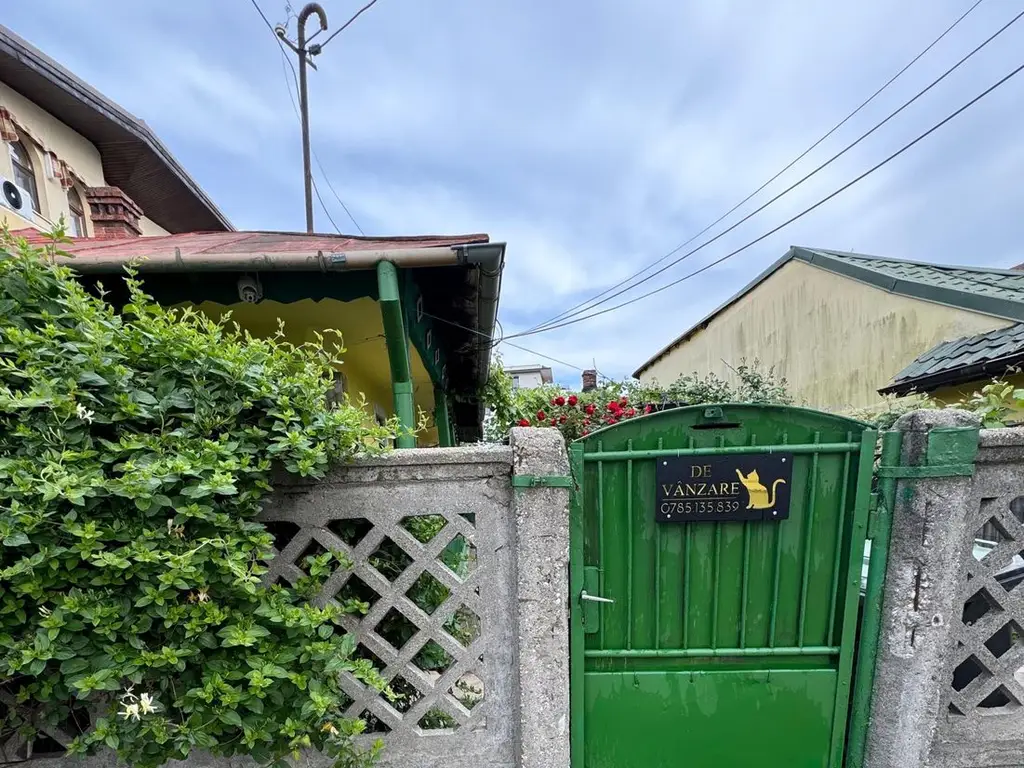 Casa cu teren zona Mărțișor langa parc Lumea Copiilor Brâncoveanu