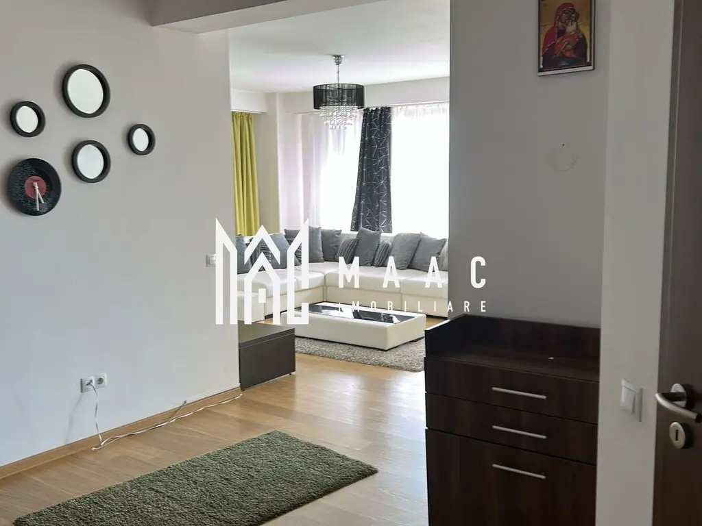 Apartamentb3 camere 2 băi ,garaj
