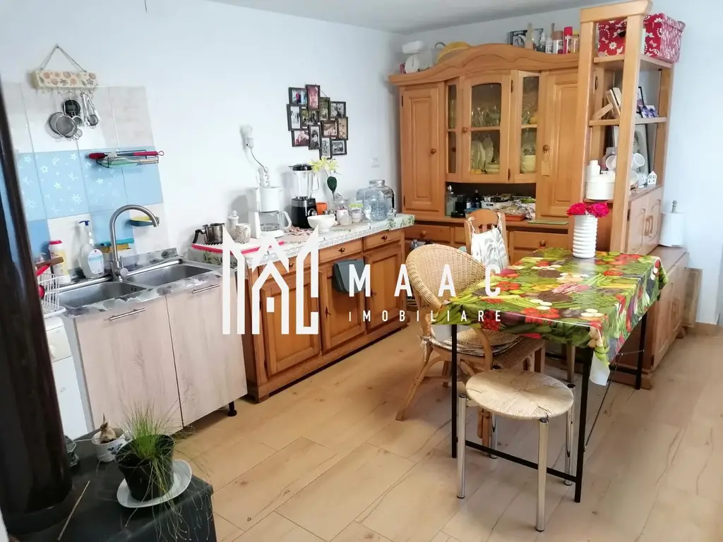 Casa individuala | Teren 868 MP | 2 bai | Pivnita | Arpasu
