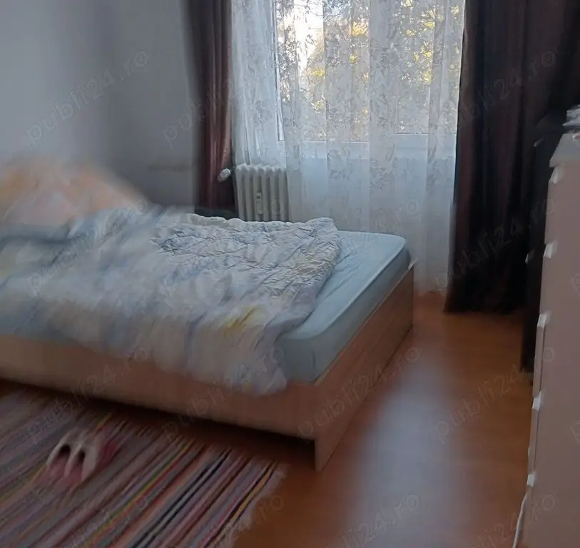 Particular vând schimb 3cam Piata Rahova