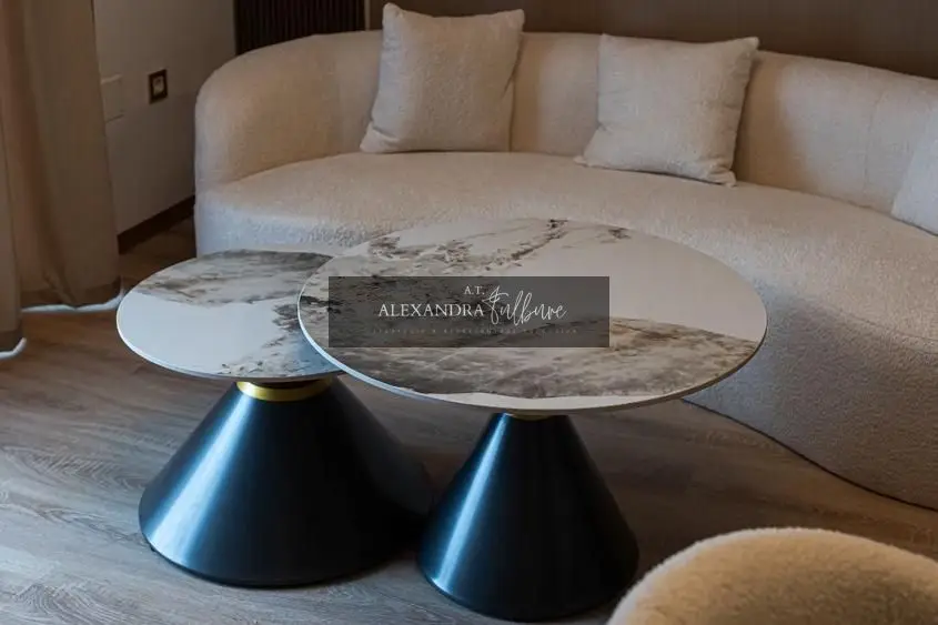 Apartament de vanzare 2 camere, balcon, etaj intermediar, Eroilor