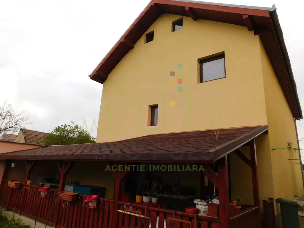 Casa individuala in Chisoda. Toate utilitatile. Bucatarie mobilata si utilata