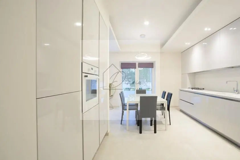 Duplex Premium cu gradina Erou Iancu Nicolae Pipera I 2parcari I COM 0
