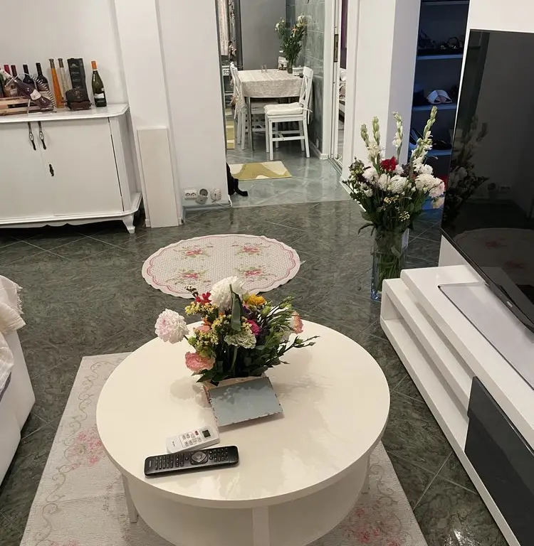 Vand apartament 4 camere