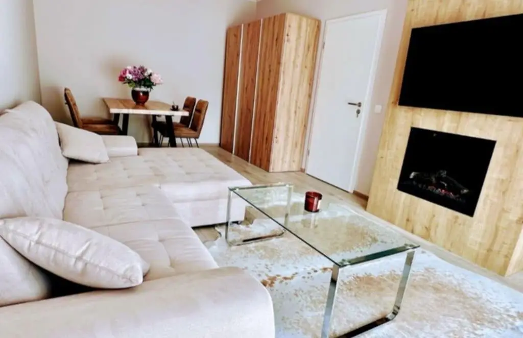 De vânzare Apartament 2 camere mobilat cu parcare și boxă Avantgarden 3