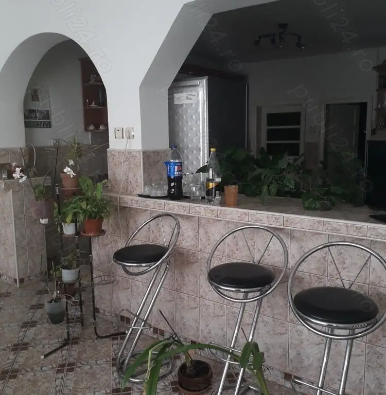 BRASADAS vinde casă in zona Barițiu.