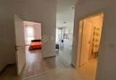 DE ÎNCHIRIAT: Apartament modern cu o cameră și parcare | Maurer