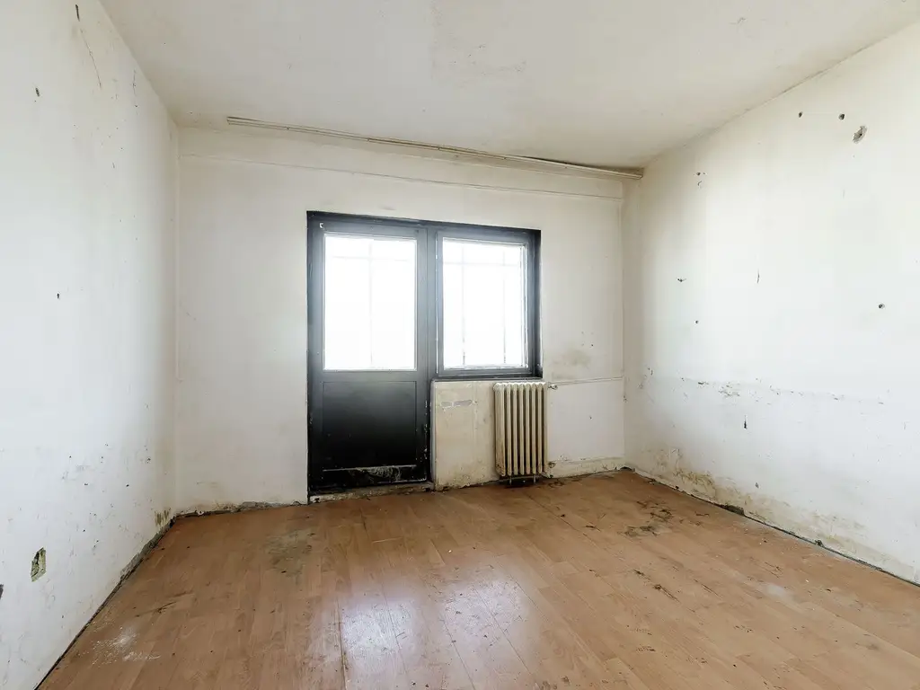 VANDUT ! Apartament accesibil cu 2 camere, în zona 500 Micalaca