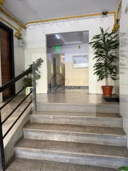 Apartament 4 camere Crângași I Renovat I Metrou 400m I COMISION 0%