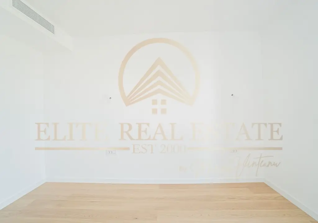 Stațiunea Mamaia – Vânzare apartament cu 4 camere, 3 bai cu vedere la mare.