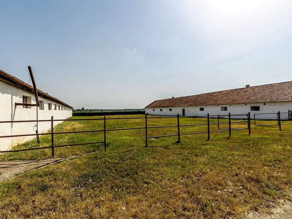 Fermă Mândruloc 2,5 ha