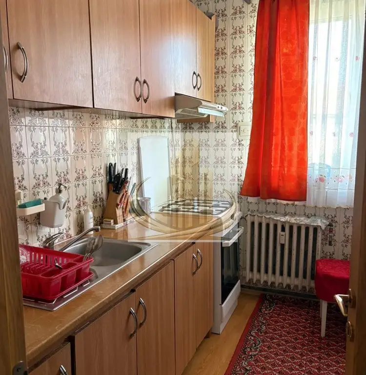Apartament 3 camere zona Institut Craiova