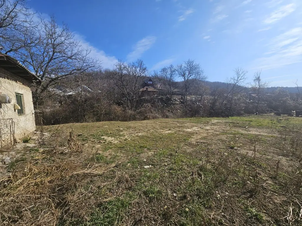 Teren 690 mp, deschidere 50 m, utilități – 1 km Primăria Ștefănești